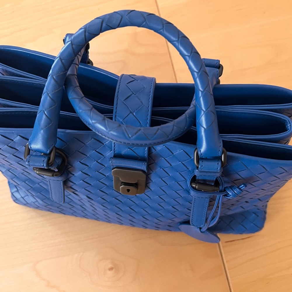 Bottega Veneta Vibrant Blue Roma leather Woven Satchel - Picture 4 of 5